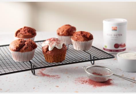 Gezonde Red Velvet muffins met rode bieten poeder